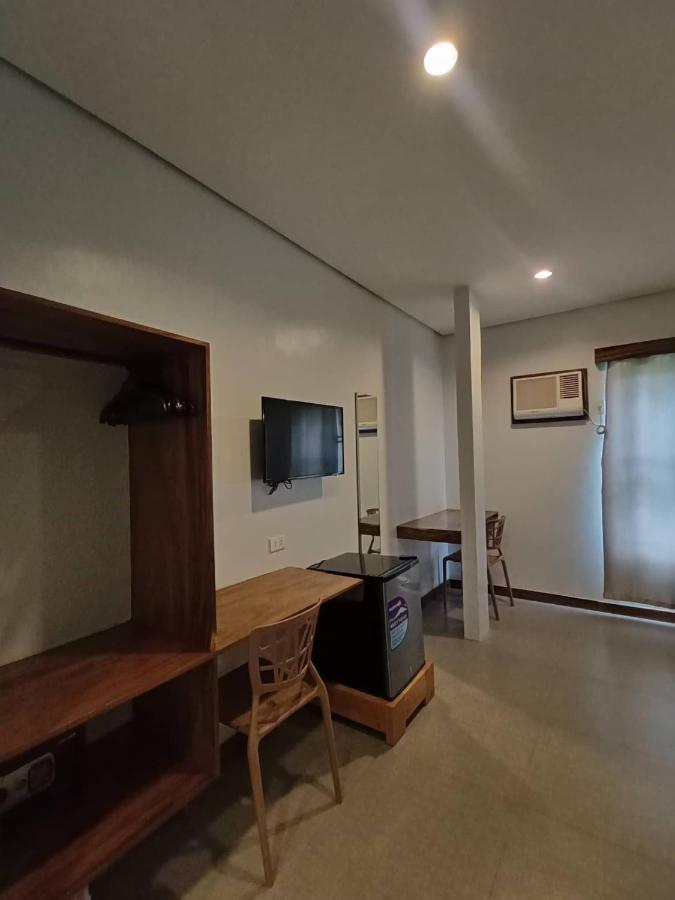 Acacia Garden Inn And Suites Coron Exterior photo