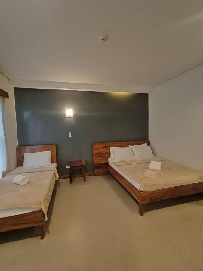 Acacia Garden Inn And Suites Coron Exterior photo
