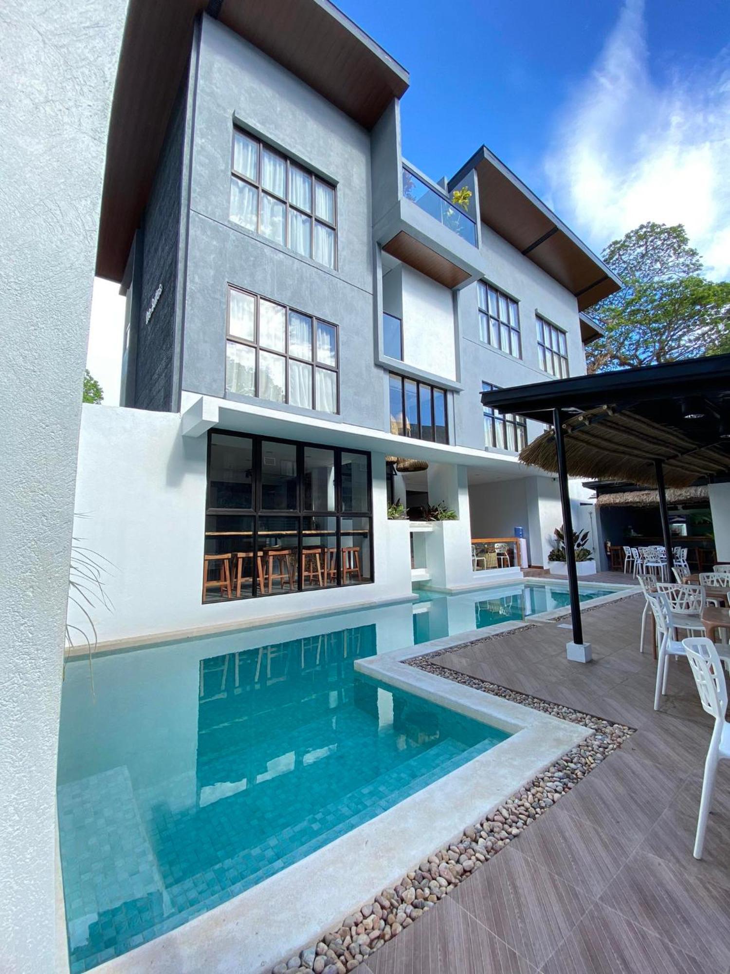 Acacia Garden Inn And Suites Coron Exterior photo