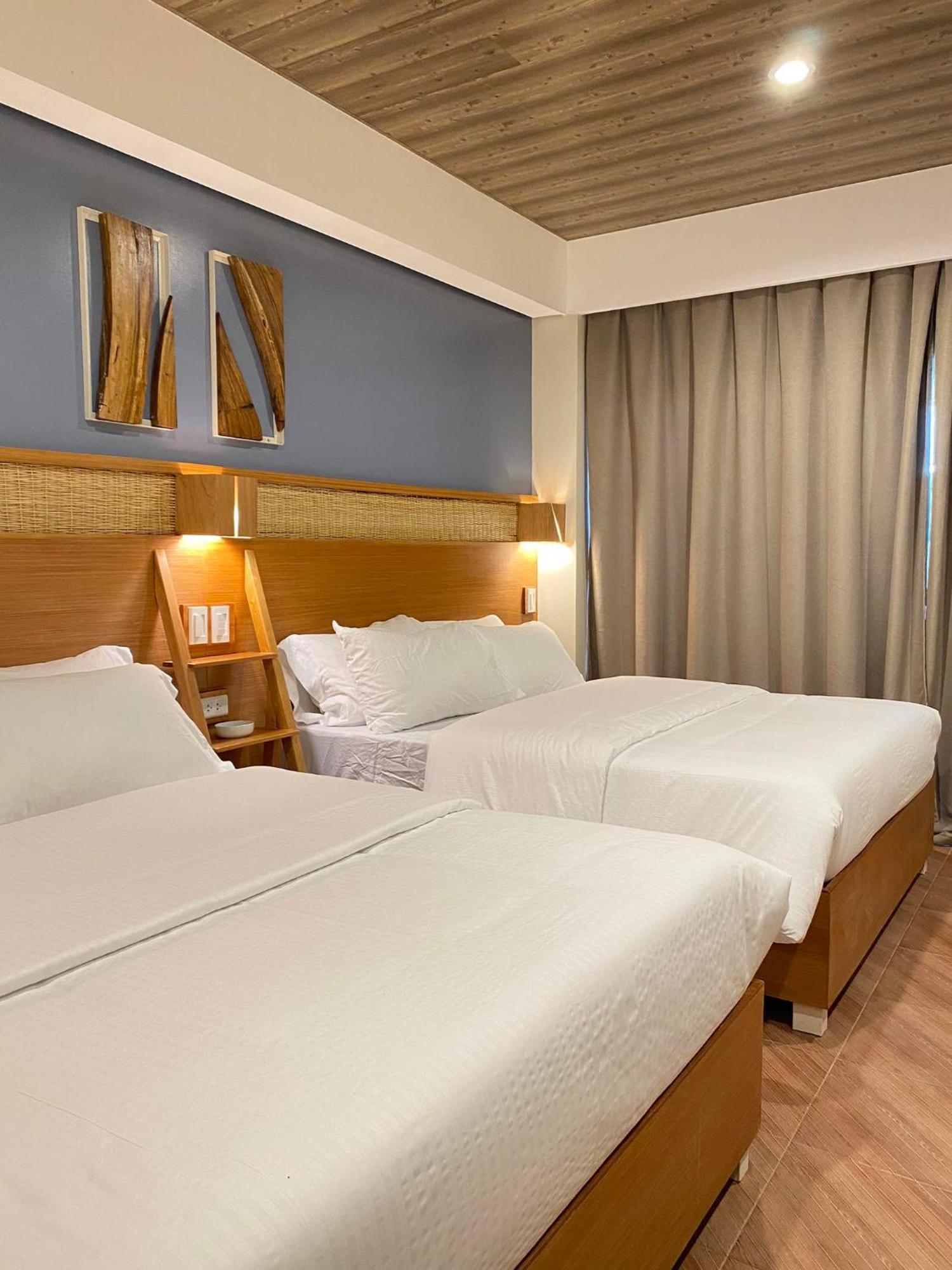 Acacia Garden Inn And Suites Coron Exterior photo