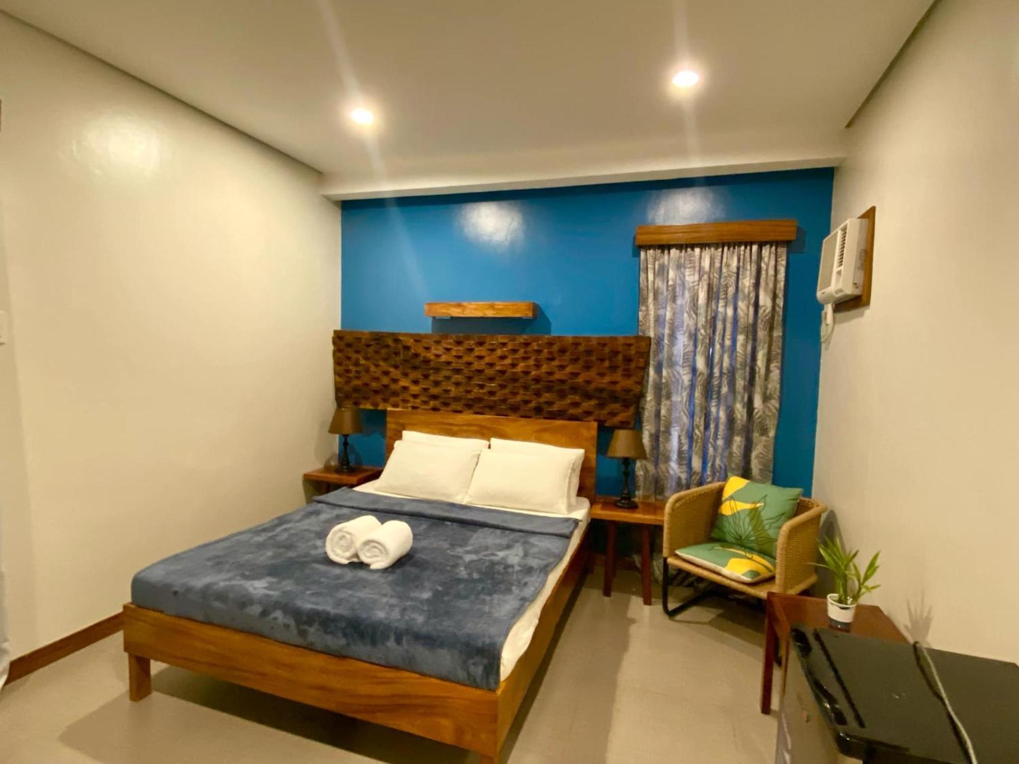 Acacia Garden Inn And Suites Coron Exterior photo